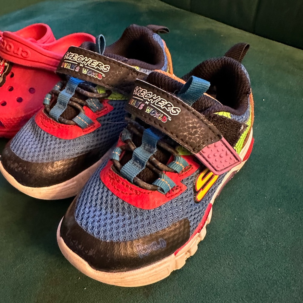 Sketchers Ryan’s world size 7 light up shoes